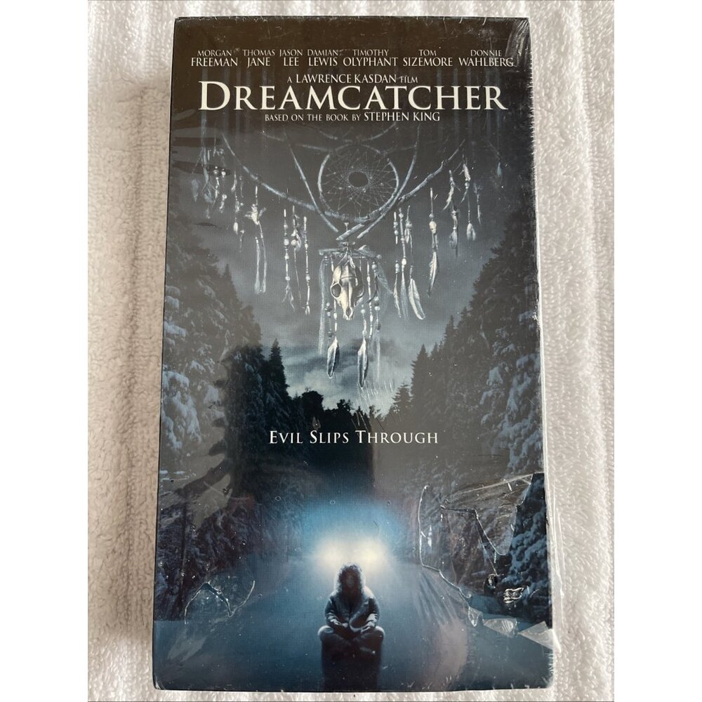 Dreamcatcher (VHS, 2003, Pan  Scan) - Minor Shrink Tear (pictured)